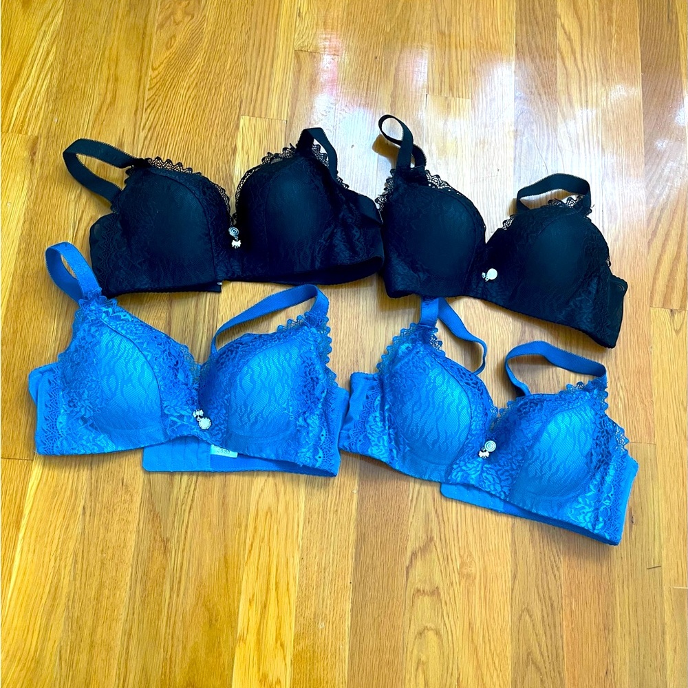 Bundle of 4 New without tag, wirefree push up shaping bra